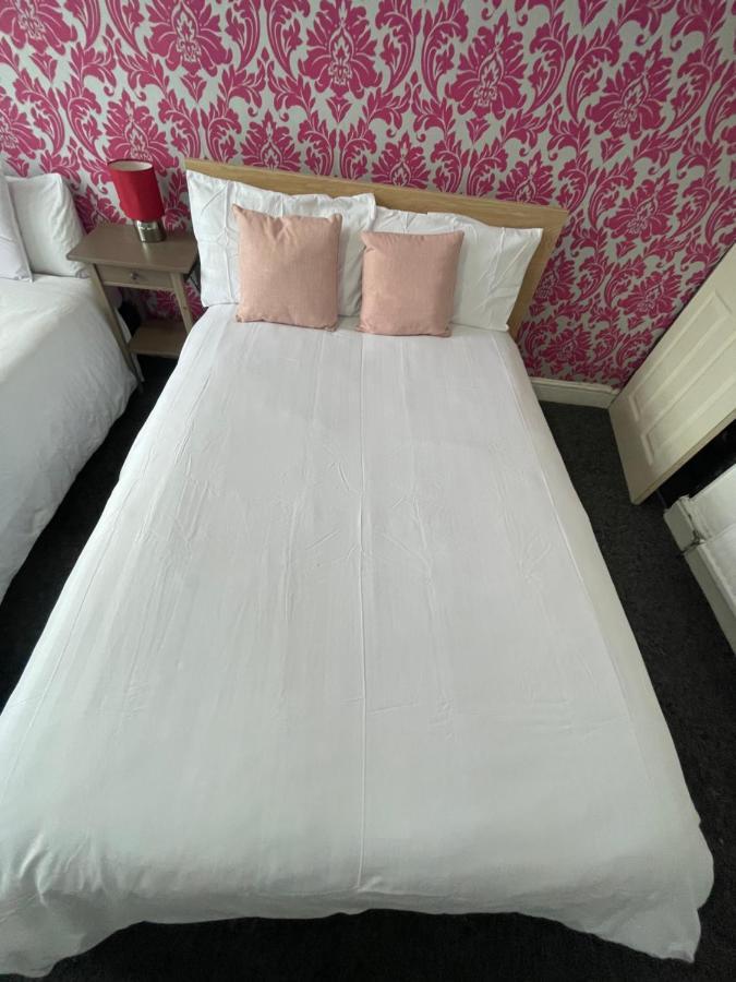 Perfect Room Bs11 Bristol Luaran gambar